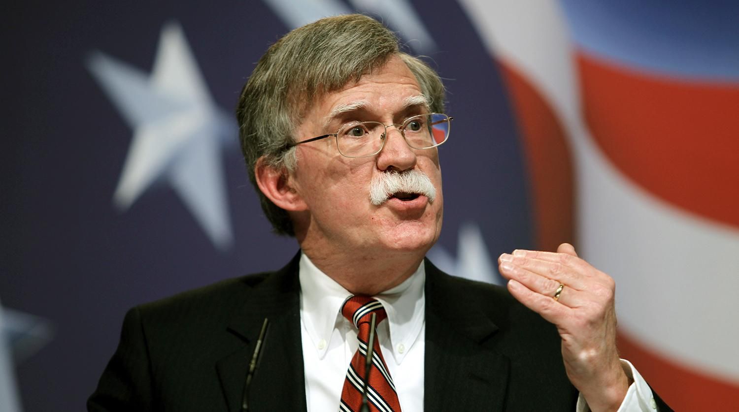 Дилема мобілізації та відповідальності: чому заява Джона Болтона про призов з 18 років збурила українське суспільство